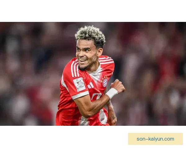 拜仁进攻套路持续提升，状态回暖引发各方关注